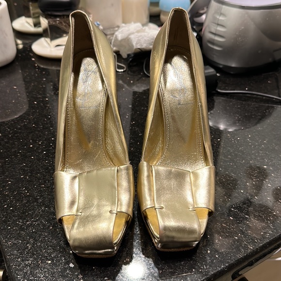 YSL heels - Picture 2 of 6